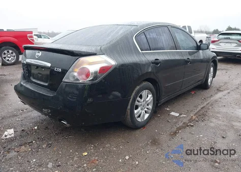 2010 Nissan Altima 2.5 S z USA, uszkodzony, nr VIN 1N4AL2AP9AN512871